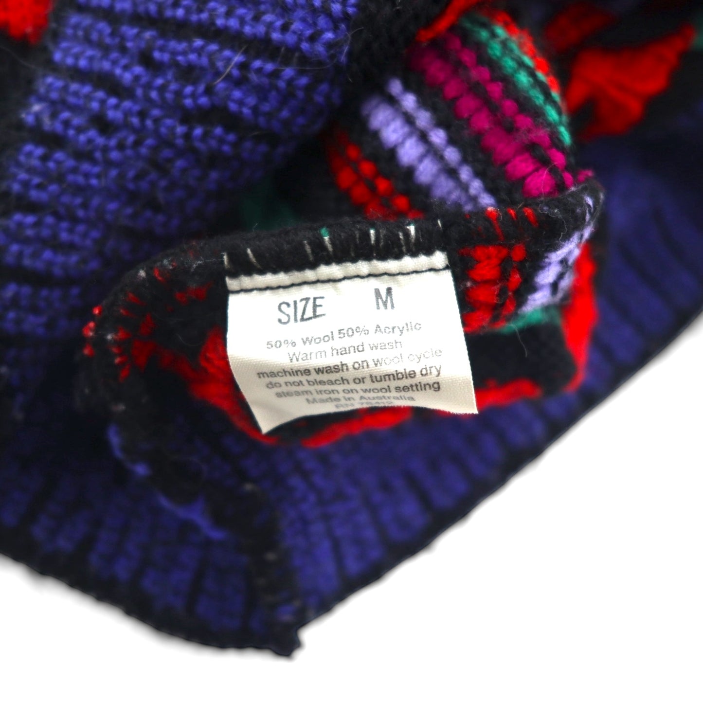 90s Vintage Wool Knit Sweater, All-Over Print, Size M, Wool, Across Australia by KNIT WAVES, Made in Australia, 90s