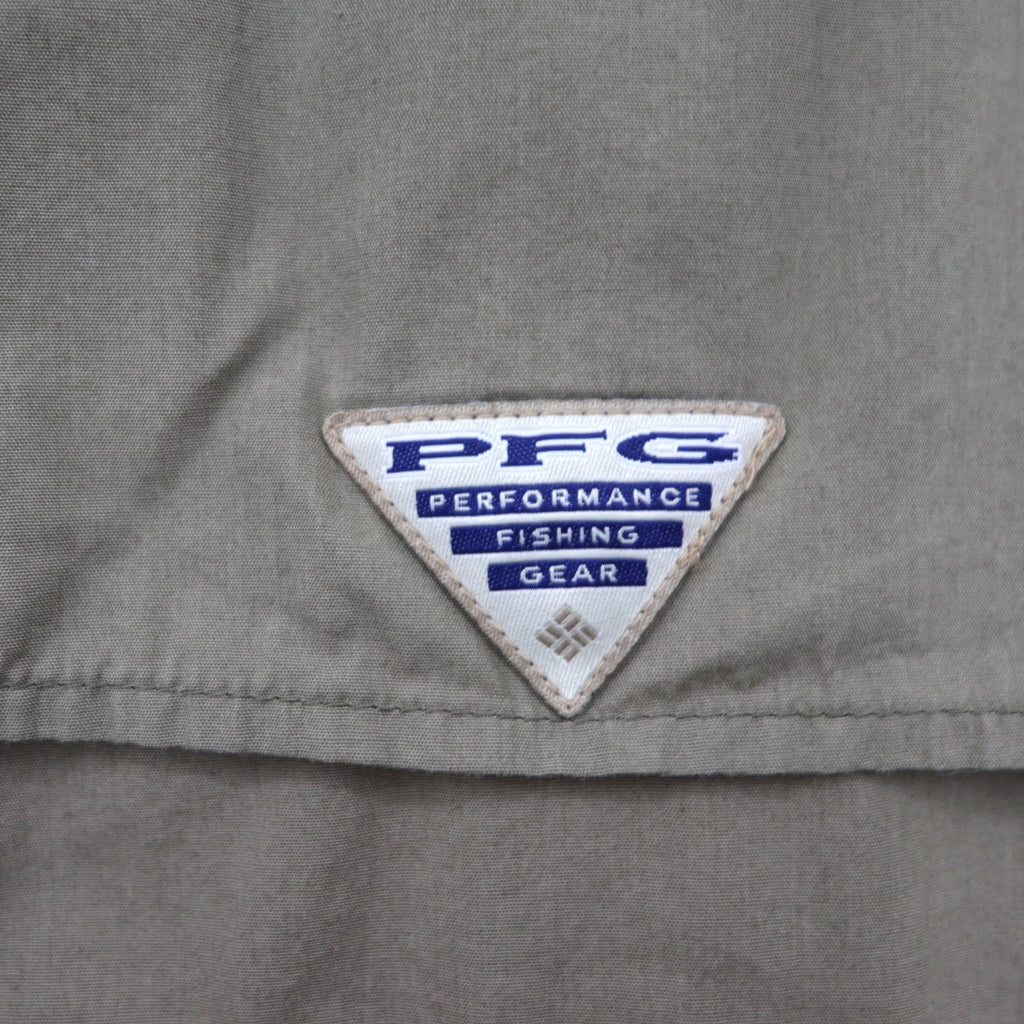 Columbia PFG Bahamas Short Sleeve Fishing Shirt, Size L, Khaki Cotton Utility Multi-Pocket, FM7130