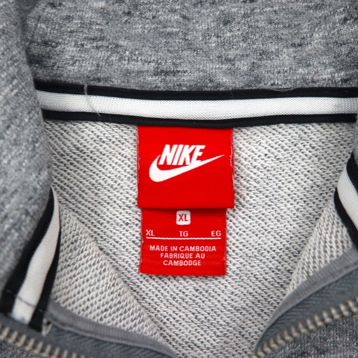 NIKE ジップパーカー XL グレー Legacy Hooded Sweatshirt ワンポイントロゴ 刺繍 805057-092