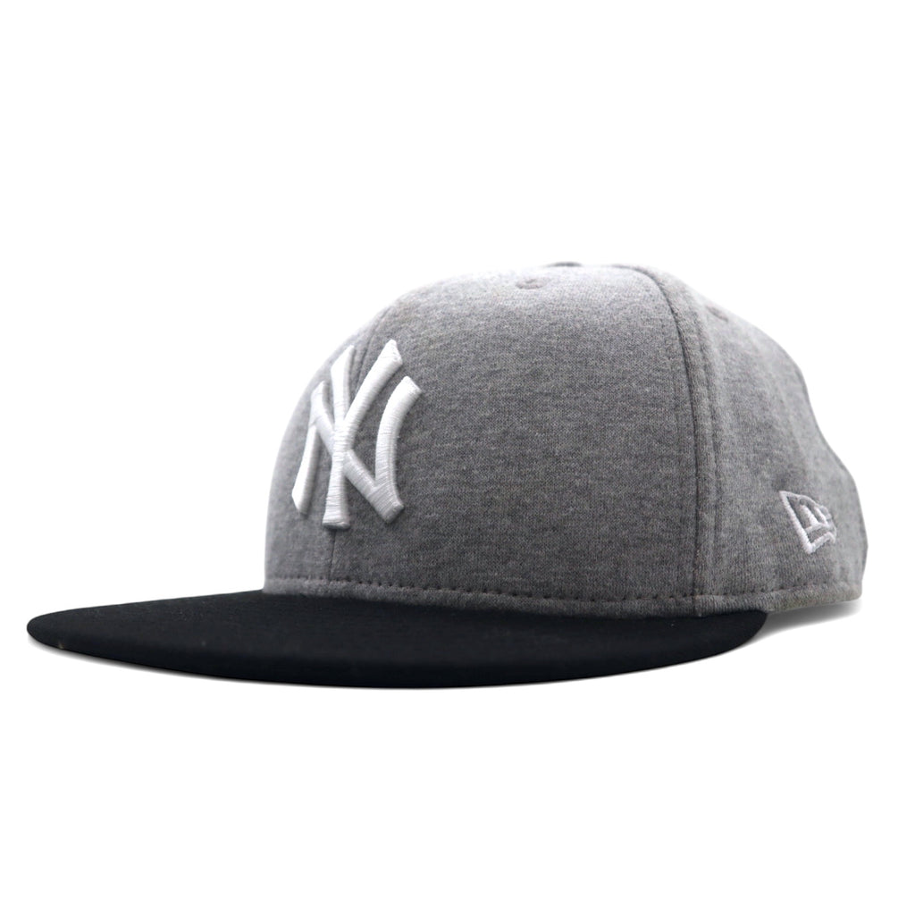 NEW ERA Baseball Cap 58.7cm Grey Black MLB New York Yankees