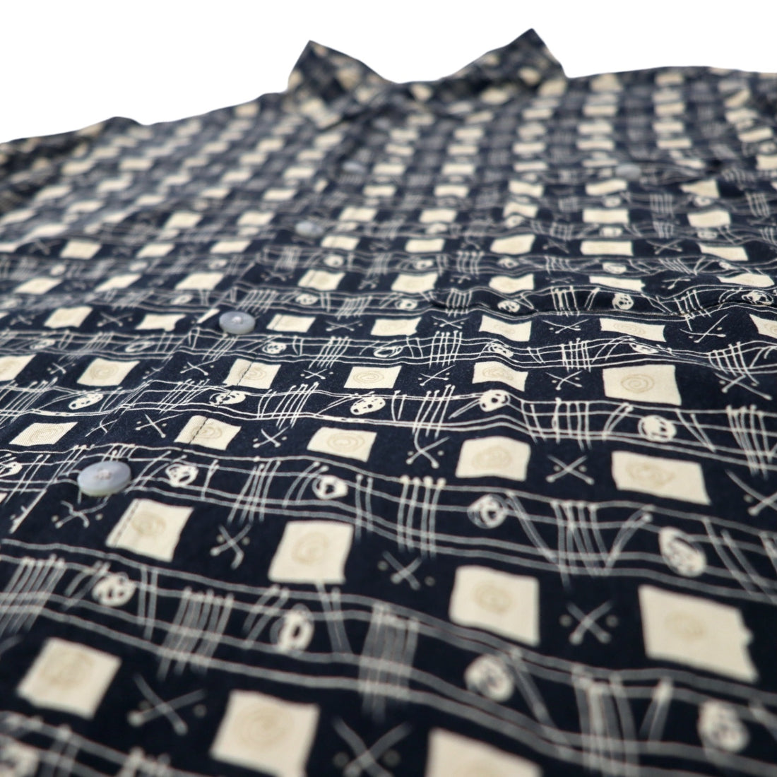 90s CAMPIA MODA Aloha Shirt XL Black Rayon All-over Pattern