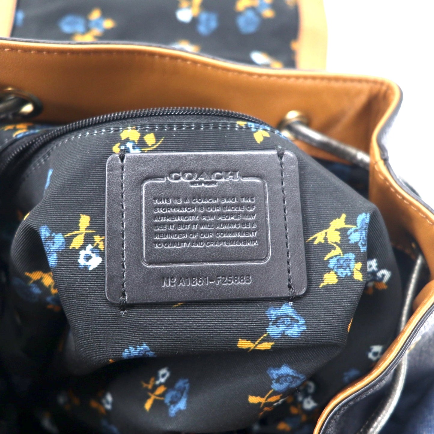COACH デニム バックパック リュックサック ブルー レザー Billie Blue Denim Floral Leather Turnlock Drawstring Backpack F25883