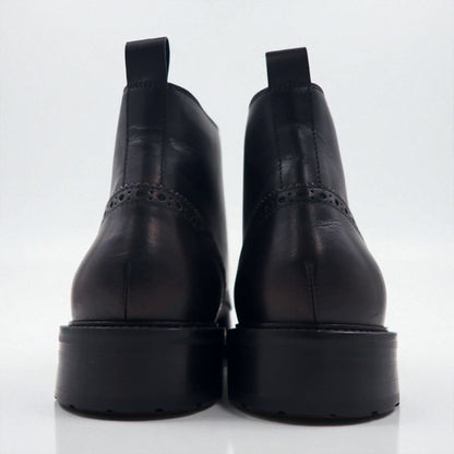 HUGO BOSS ブローグ キャップトゥ ショートブーツ 27cm レザー ラグソール メダリオン 50228355 イタリア製