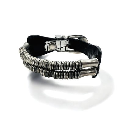 TOGA VIRILIS ブレスレット BEADS LEATHER BANGLE バングル ホワイト レザー メタル 23SS