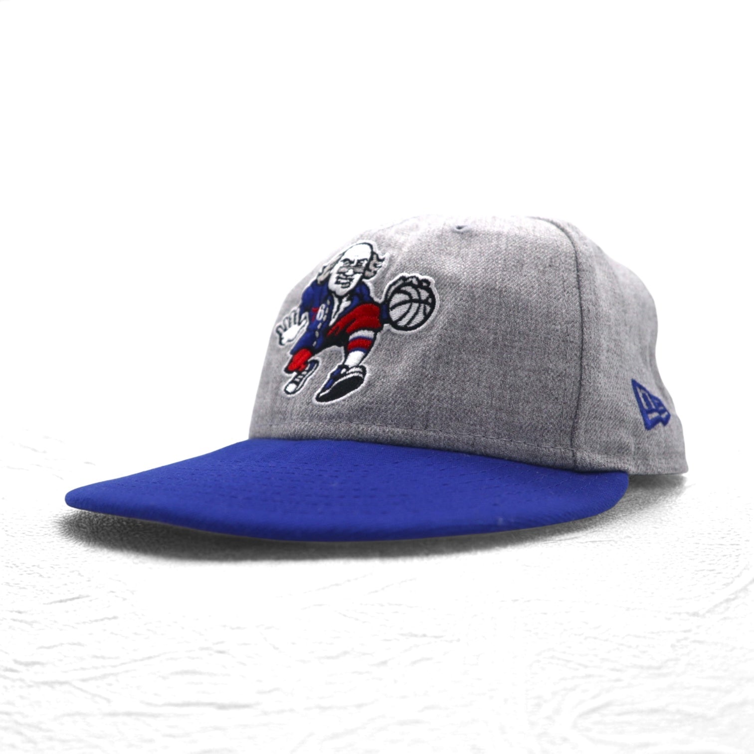 NEW ERA バイカラー スナップバック ベースボールキャップ FREE グレー ブルー NBA PHILADELPHIA 76ERS