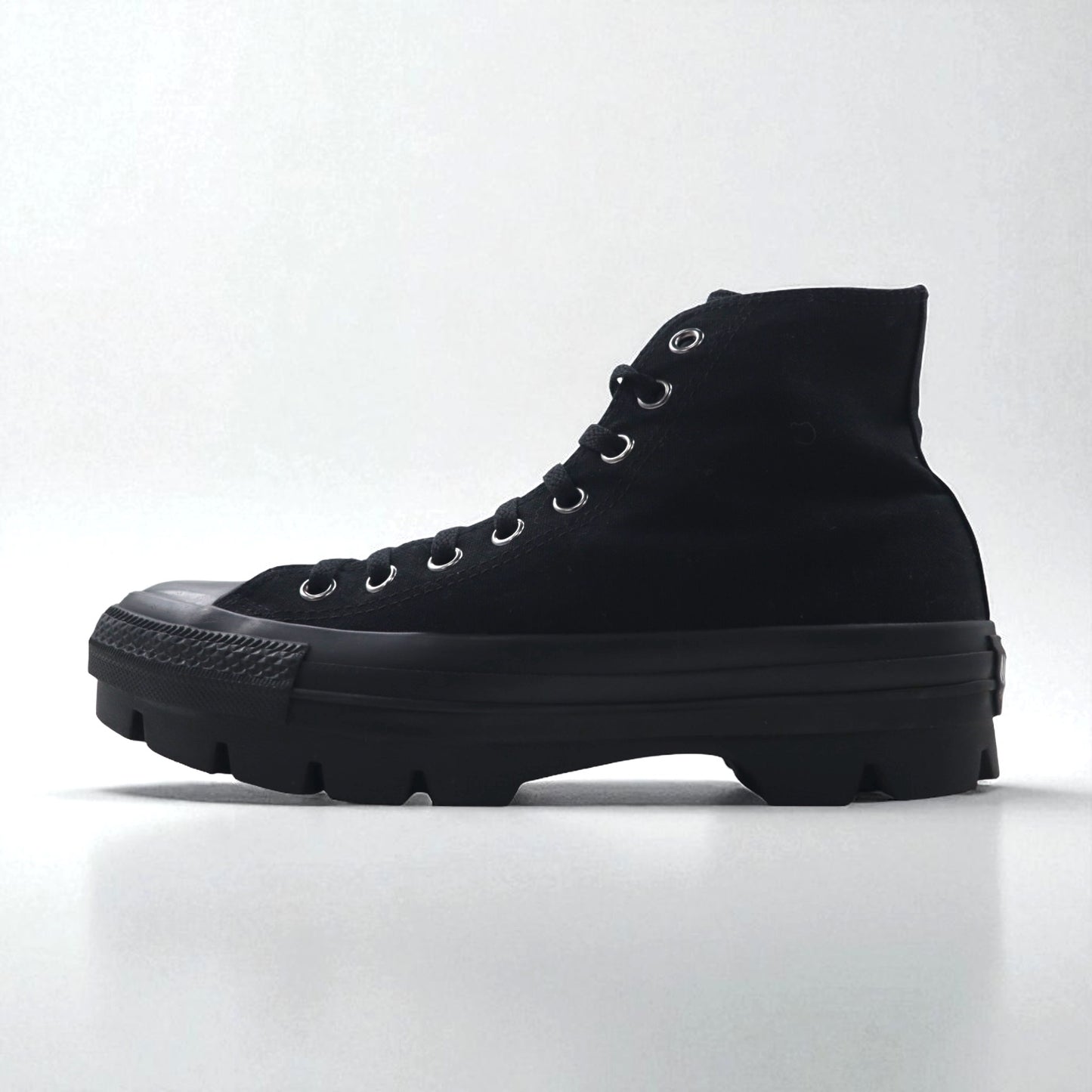 CONVERSE All Star Chunk Hi Sneakers, Size 27cm, Black Canvas, 1SD759