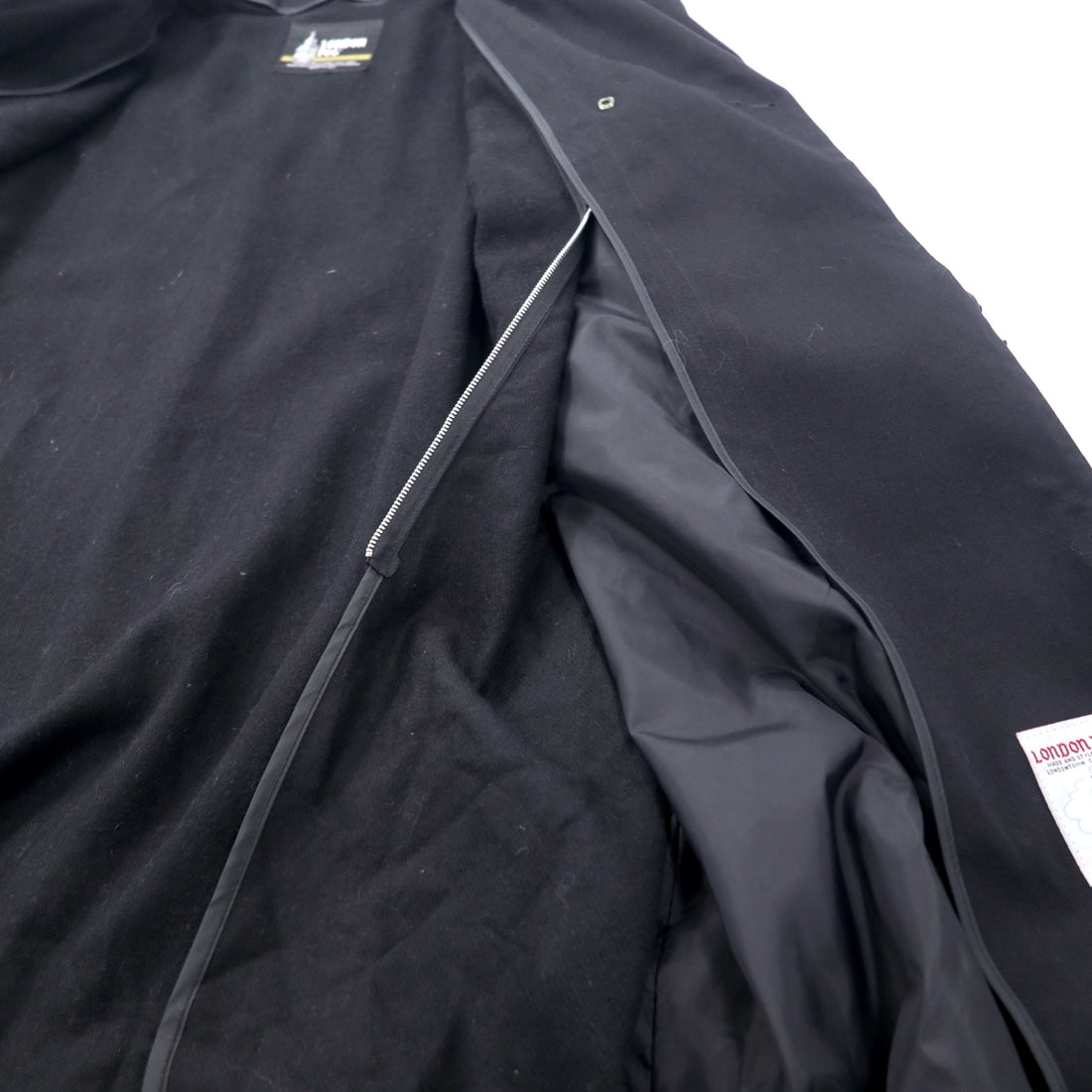 LONDON FOG Made in USA 80's Double Breasted Trench Coat 10 Black Polyester Removable Liner