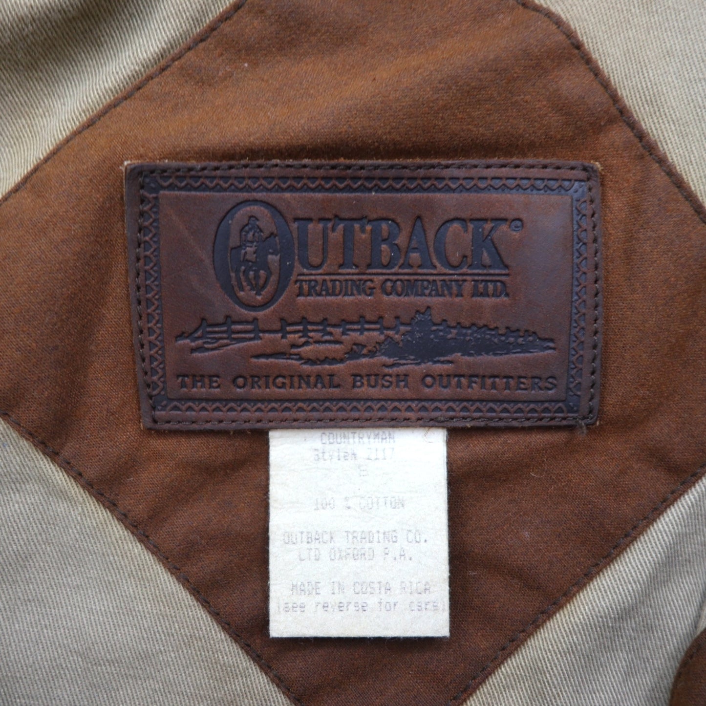 OUTBACK Oiled Hunting Jacket, Size L, Brown, Leather Collar, with Cape, Country Man
