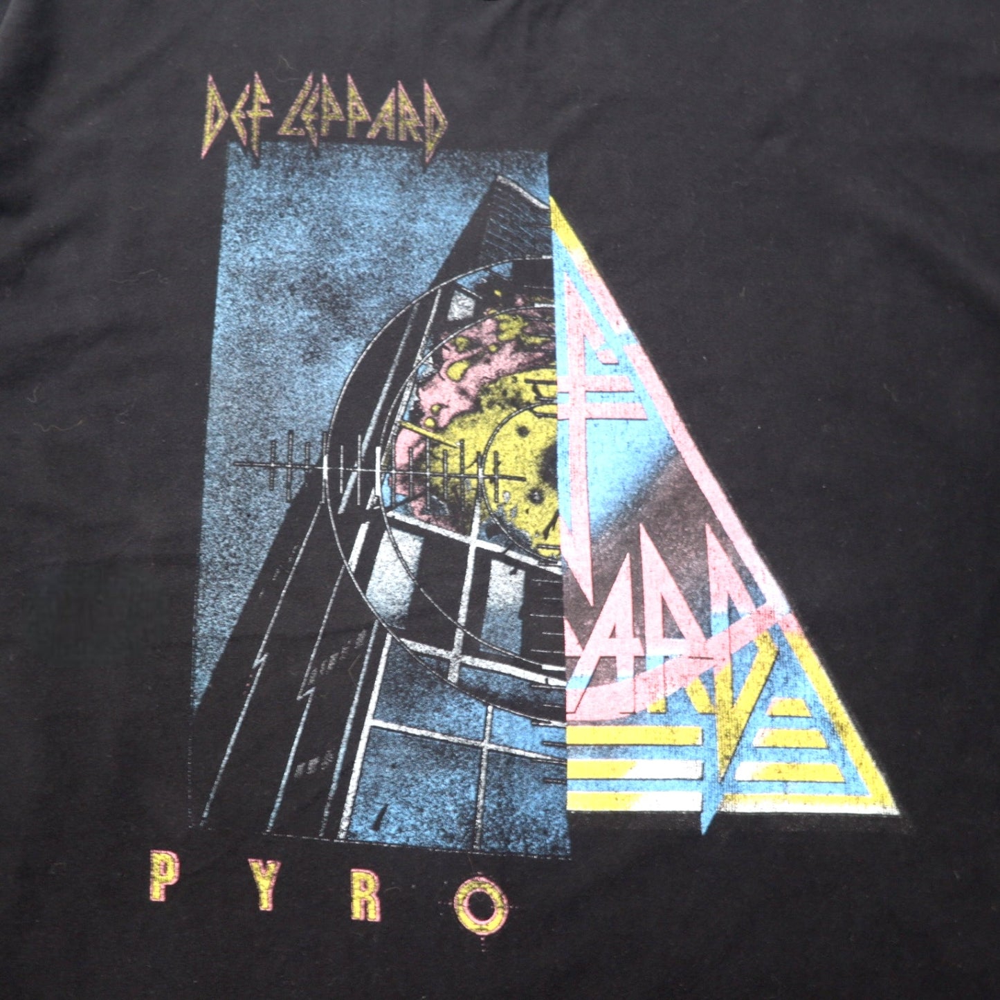 DEF LEPPARD デフレパード バンドTシャツ 4XLB ブラック コットン PYROMANIA ドッキング ビッグサイズ メキシコ製