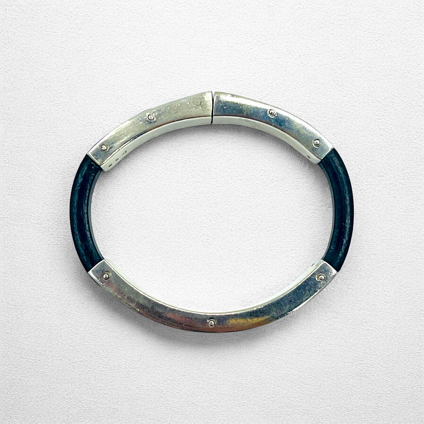 GUCCI レザー シルバー バングル ブレスレット Silver 925 ブラック イタリア製