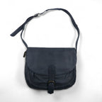 BREE クロスショルダーバッグ ネイビー スムースレザー フラップ
