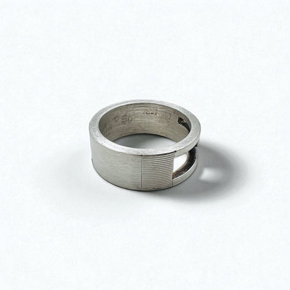 GUCCI ブランデッド カットアウト G リング 指輪 シルバー Ag925 イタリア製