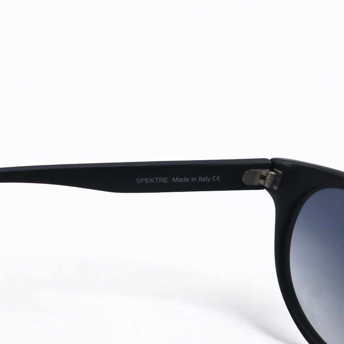 SPEKTRE Made in Italy Boston Sunglasses Black Gradient Lens VITESSE