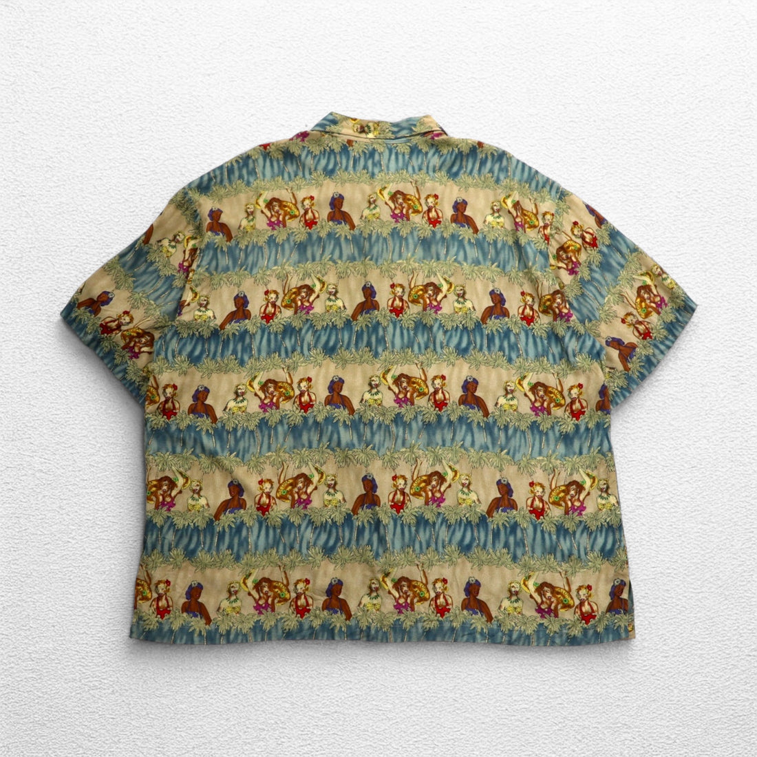 CAMPIA MODA 90s Aloha Shirt XL Khaki Rayon All-Over Print Hula Girl