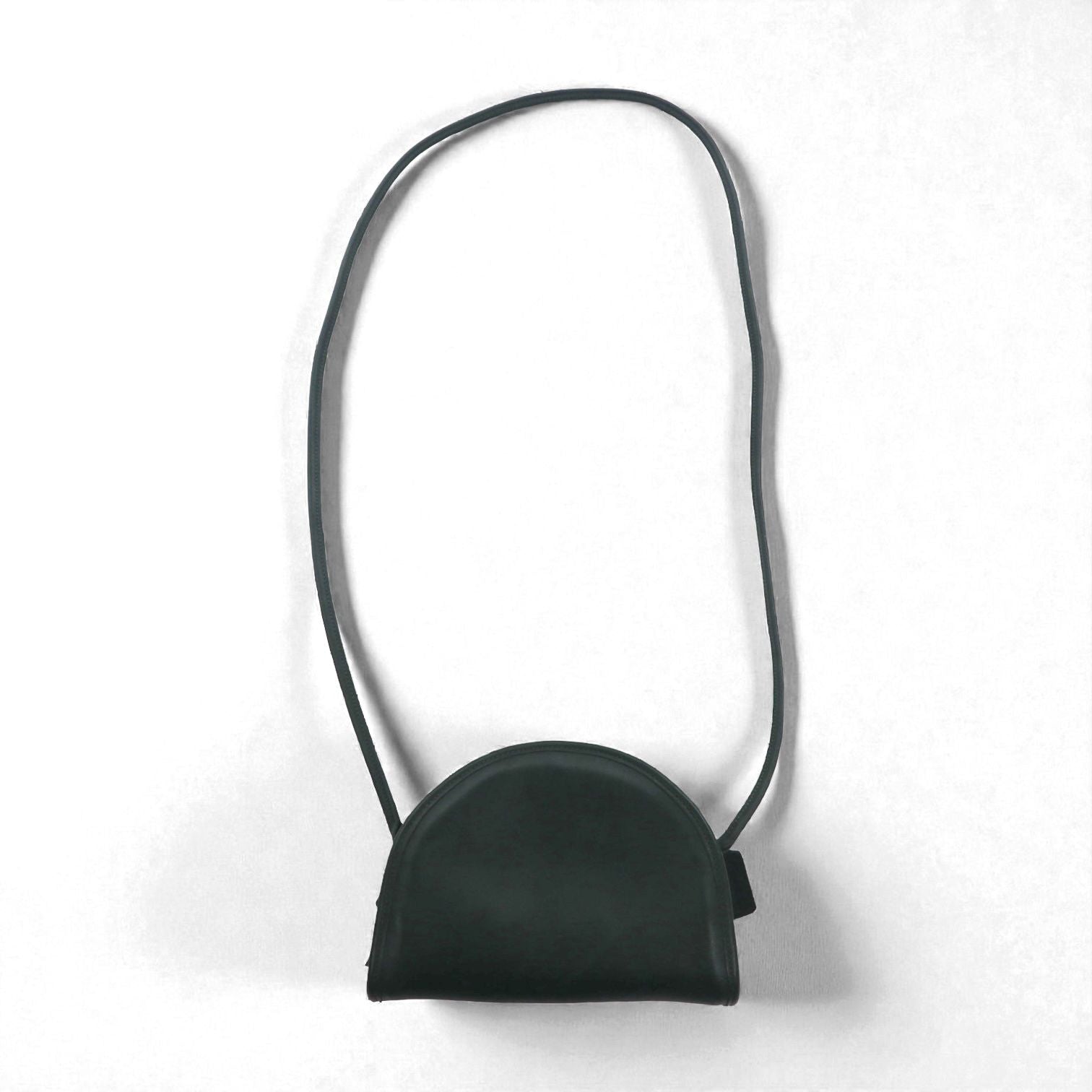 COACH オールドコーチ USA製 ハーフムーン ショルダーバッグ ブラック レザー 牛革 9911