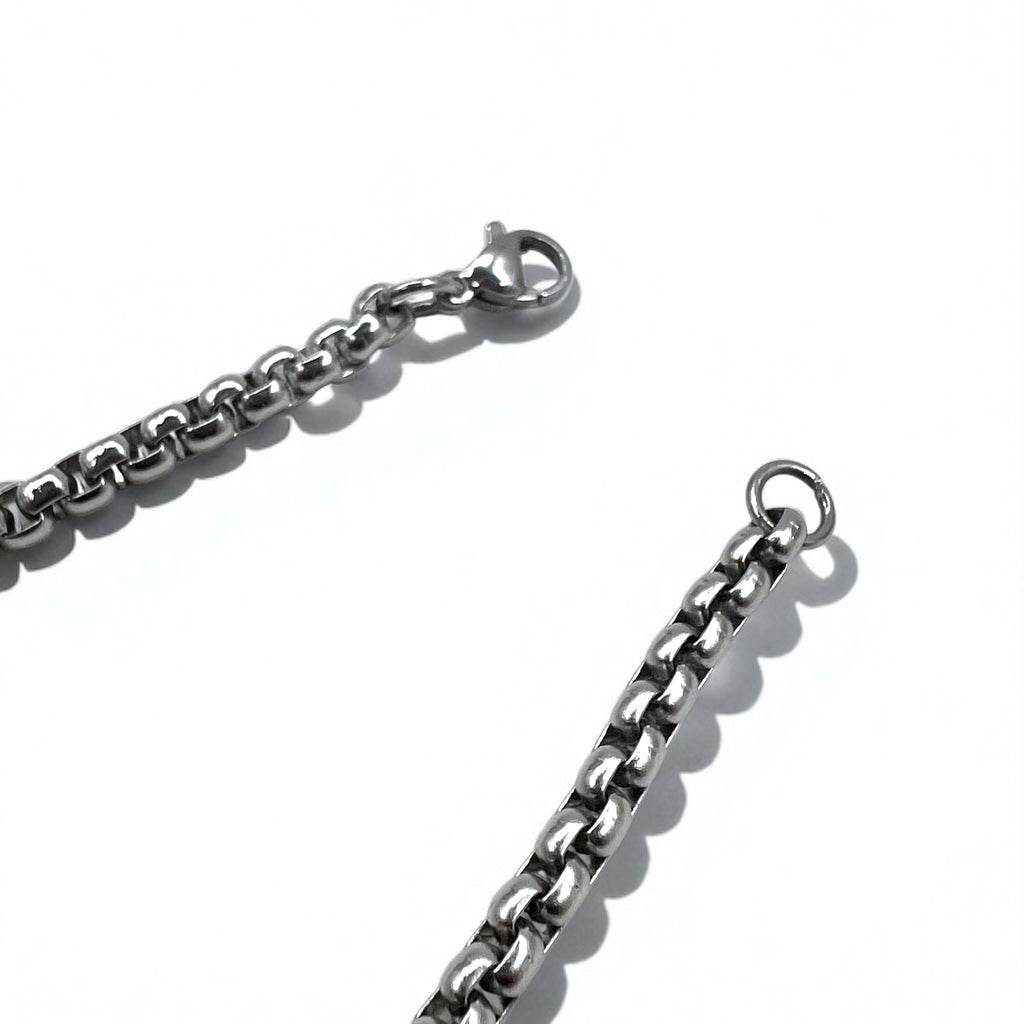 Vintage Silver Cross Necklace with Raised Arabesque Design and Black Onyx in 925 Silver