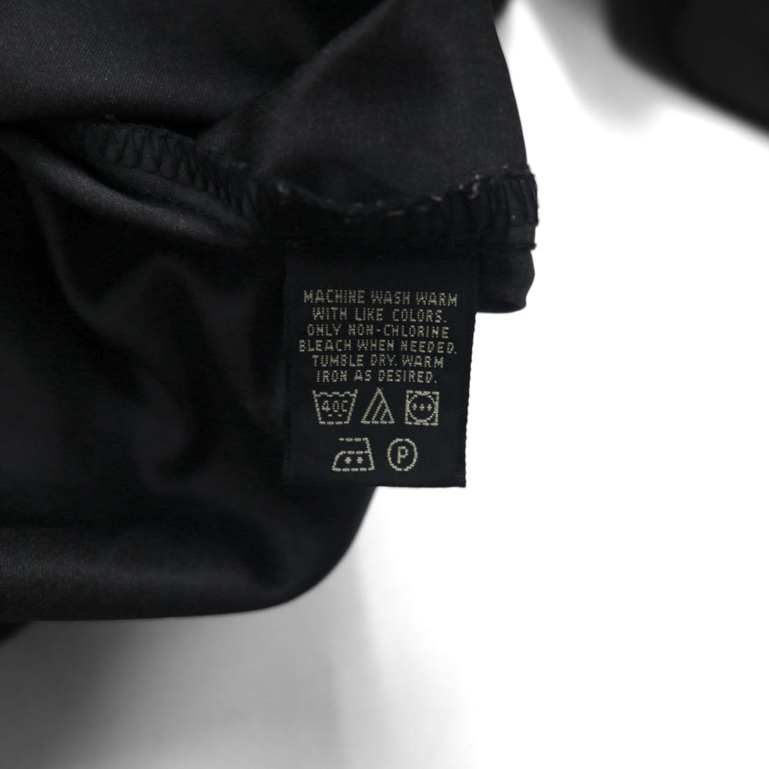 Eddie Bauer XL Black Water-Repellent Nylon Pullover Jacket with Embroidered Logo