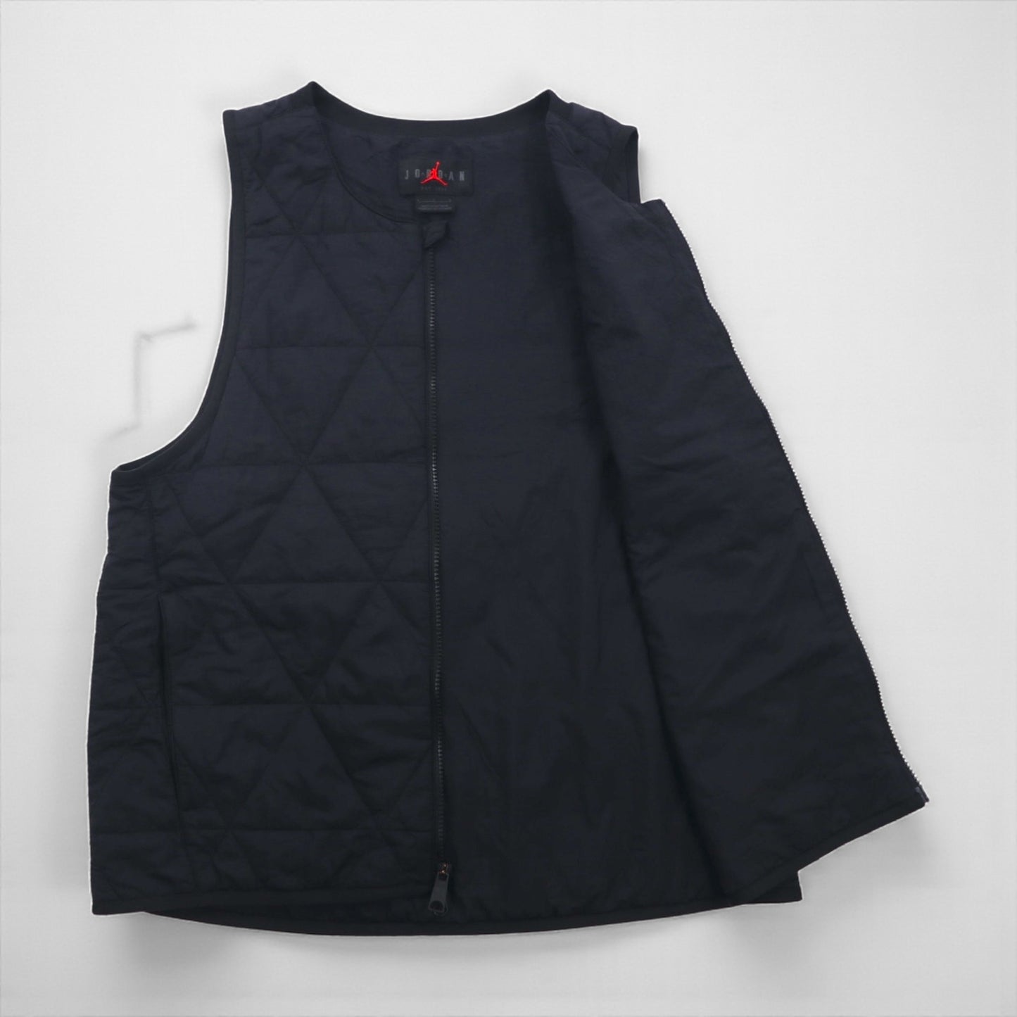 JORDAN BRAND ( NIKE ) キルティング ベスト L ブラック 中綿 ジップアップ AIR JORDAN SPORT GOLF VEST FB3265-010
