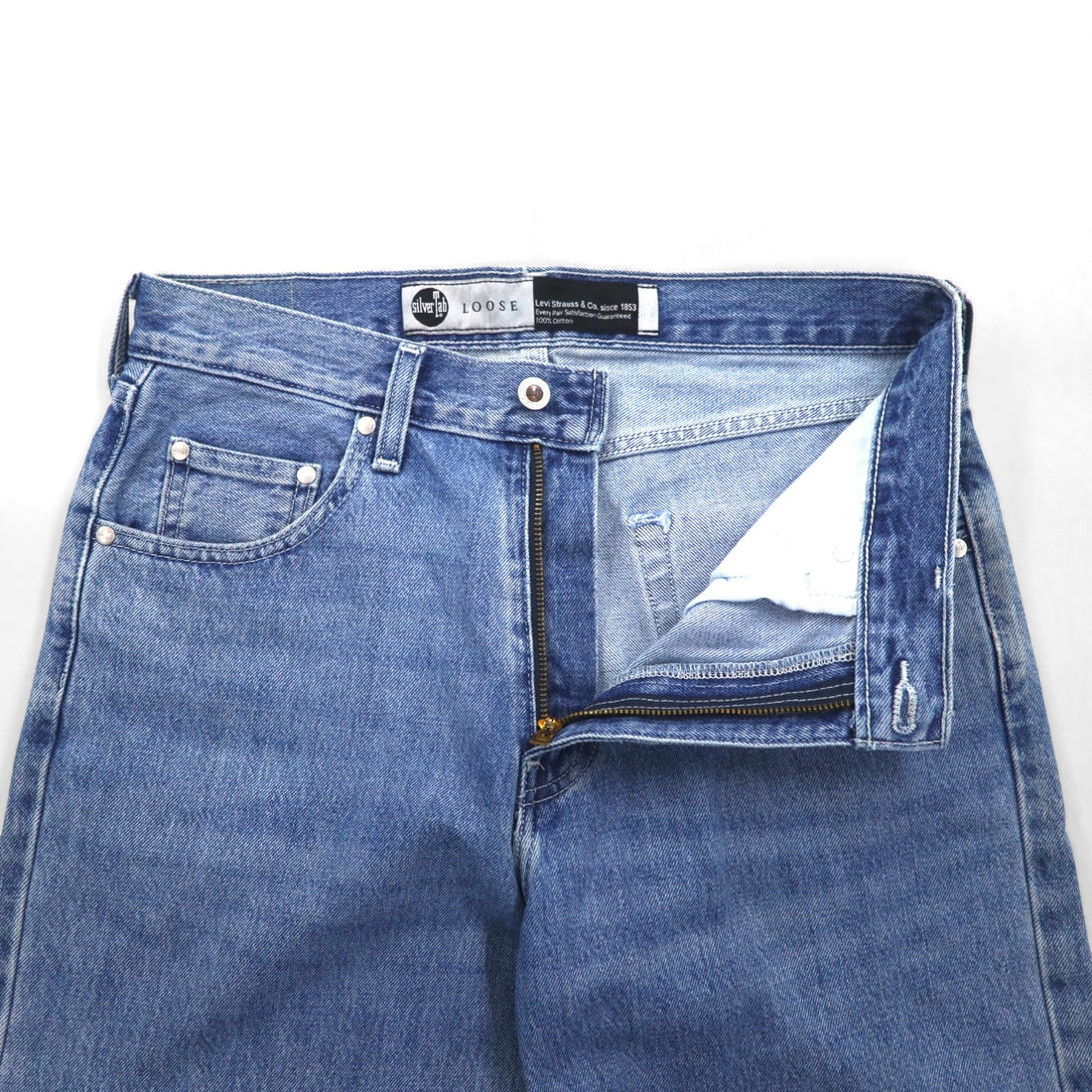 Levi's Silver Tab loose-fit baggy tapered denim jeans, size M, indigo and blue, A3421-0001