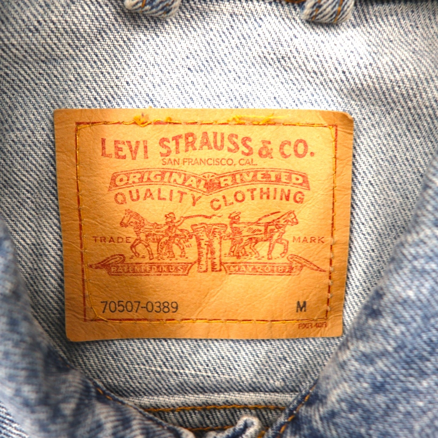Levi's USA-Made Relaxed Trucker Denim Trucker Jacket, Size L, Indigo and Blue, 70507-0389