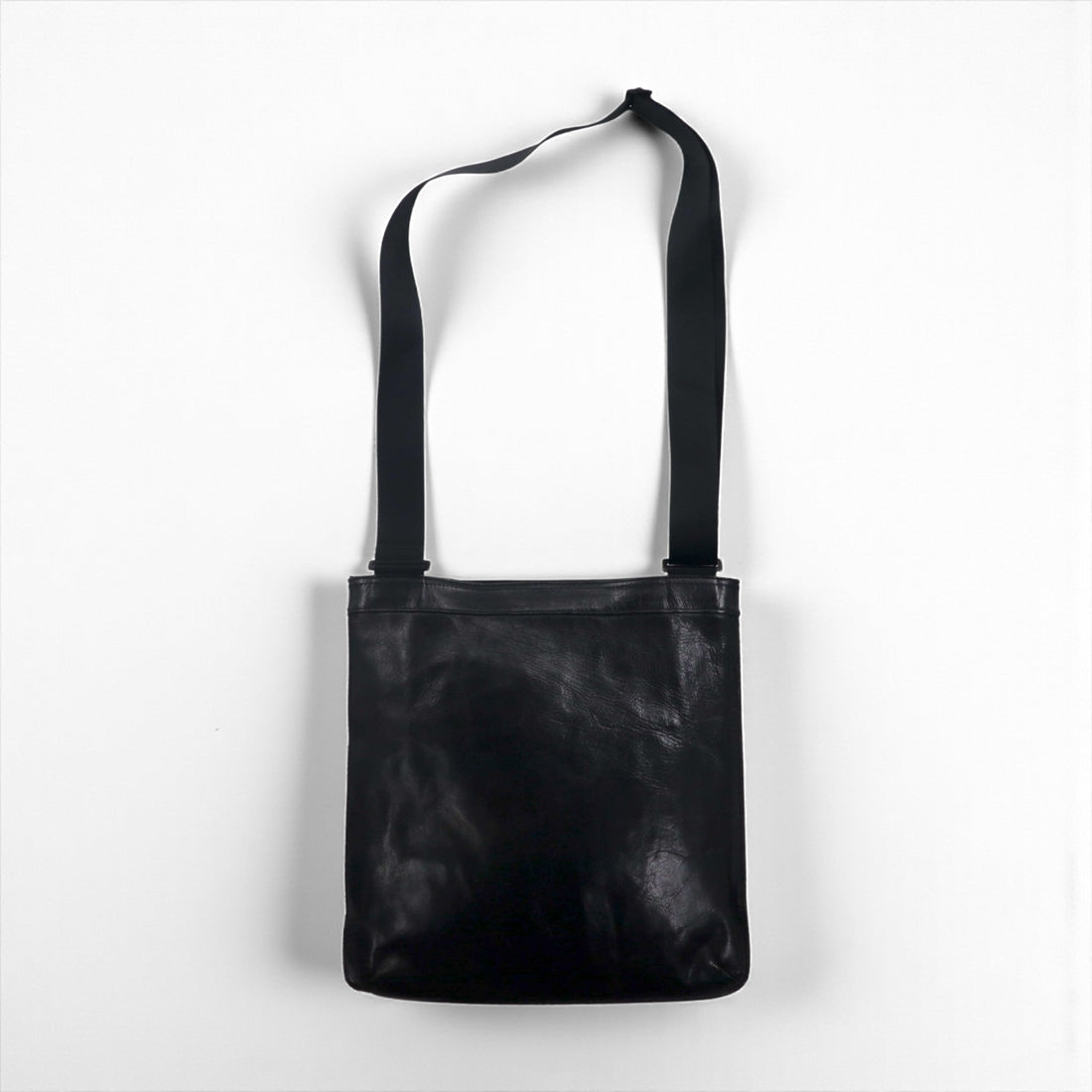 PORTER (Yoshida Bag) Made in Japan All Leather Shoulder Bag, Sacoche, Black Crossbody