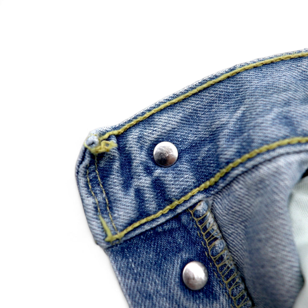 Levi's Made in Spain 00s Euro Levi's 501 Denim Pants Size 31 Blue Ice Wash Cotton Button Fly Button Back 295 501-0178