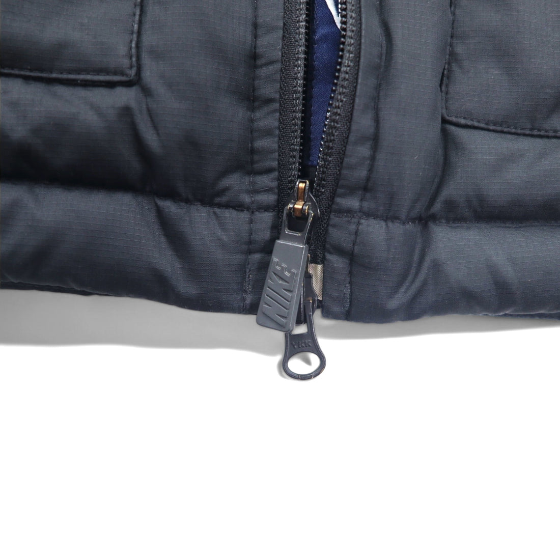 NIKE Detachable Hood 550 Fill Power Down Jacket L Black Double Zip Drawstring 546051-010