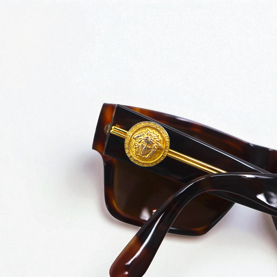 Gianni Versace Square Wellington Sunglasses in Tortoiseshell Medusa MOD.372/DM, Made in Italy