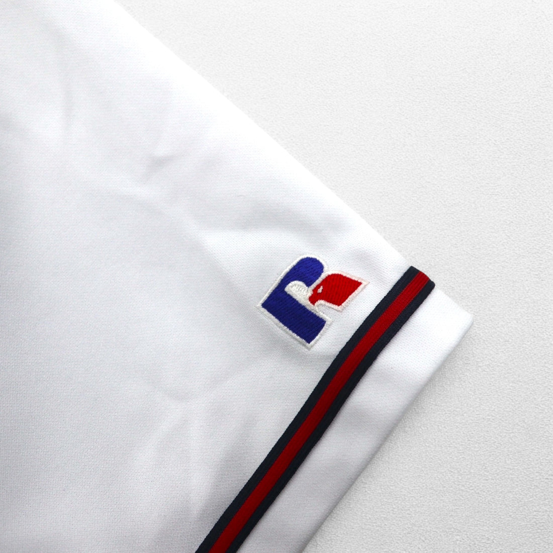 RUSSELL ATHLETICS 90s MLB Baseball Shirt L White Polyester Braves Numbering