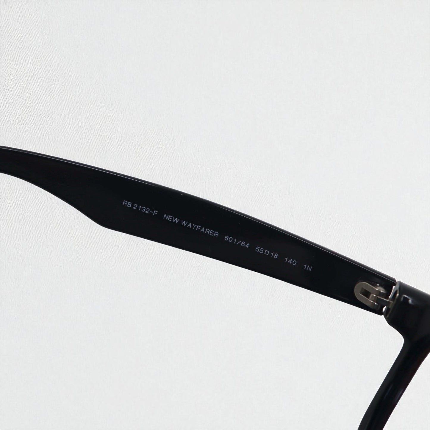 Ray-Ban ニューウェイファーラー NEW WAYFARER ウェリントン サングラス RB2132-F 601/64 55-18 140 1N イタリア製