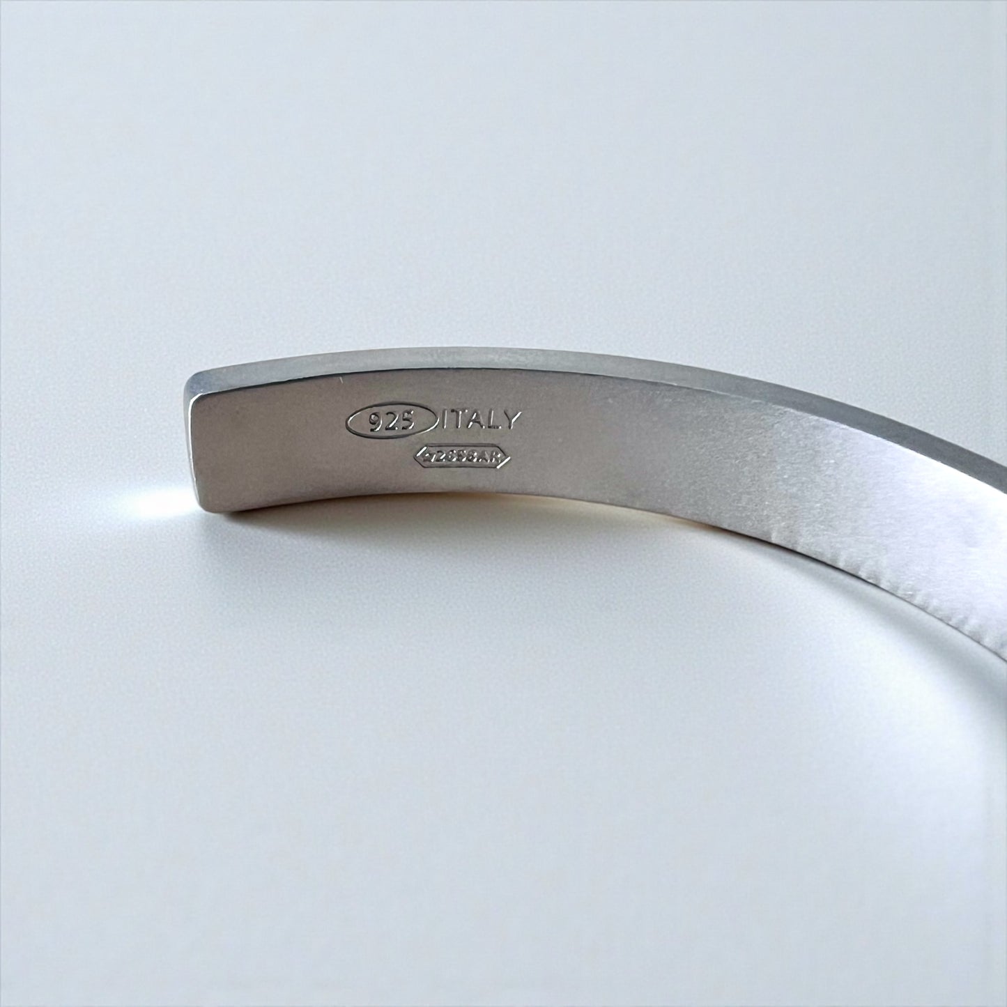 Maison Margiela バングル カフス ブレスレット シルバー SILVER 925 ロゴ イタリア製