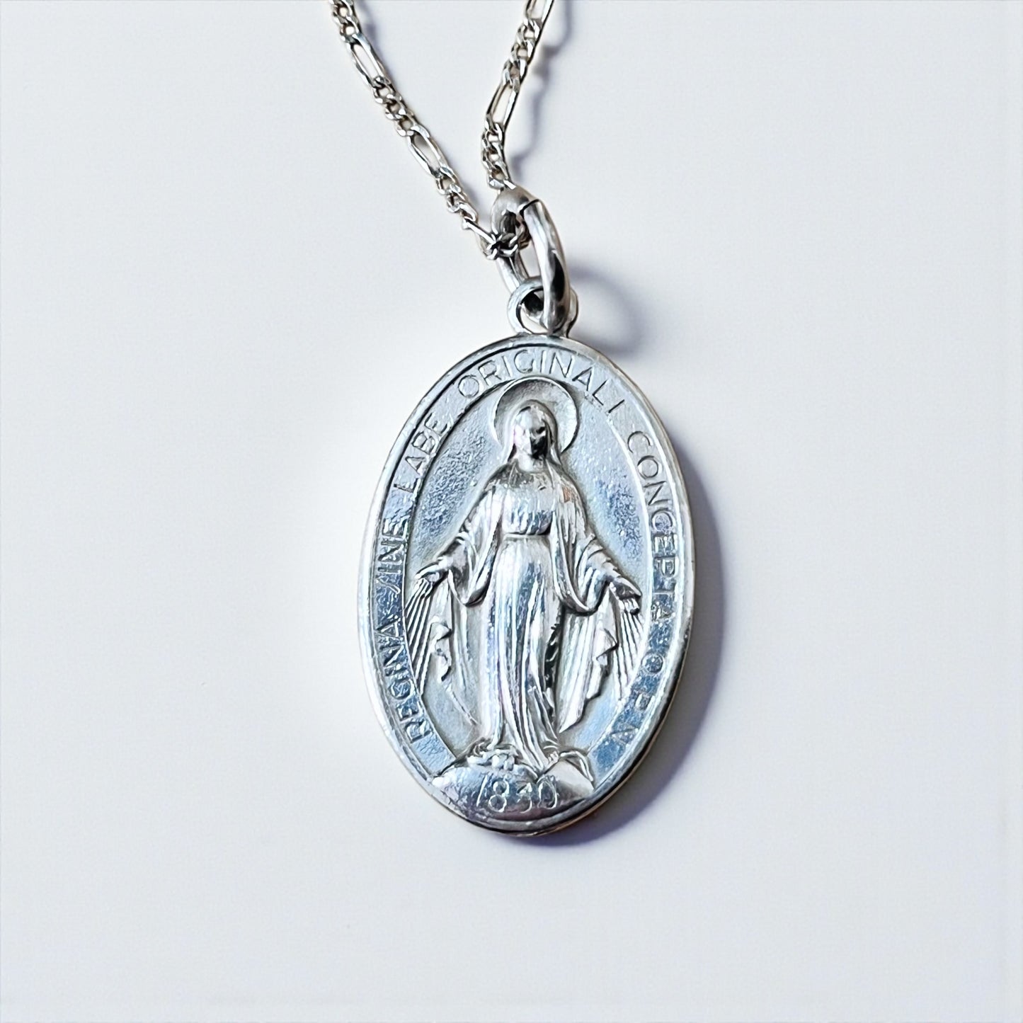 Italy Vintage Miraculous Medal Virgin Mary Necklace 聖母マリア オーバルコイン ネックレス シルバー 925 フィガロチェーン