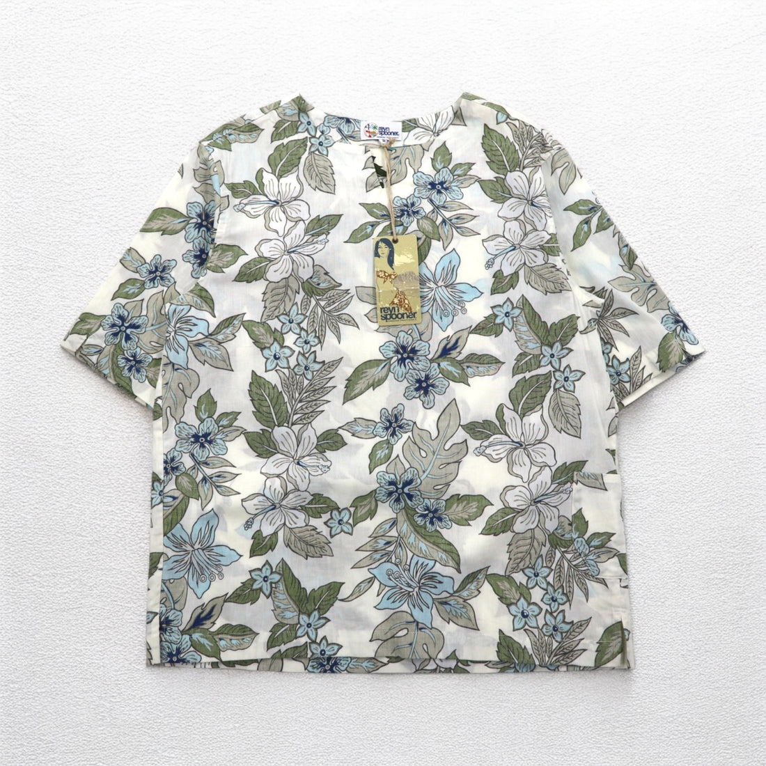 Reyn Spooner Pullover Aloha Shirt S Beige Cotton All-over Hibiscus Pattern Unused