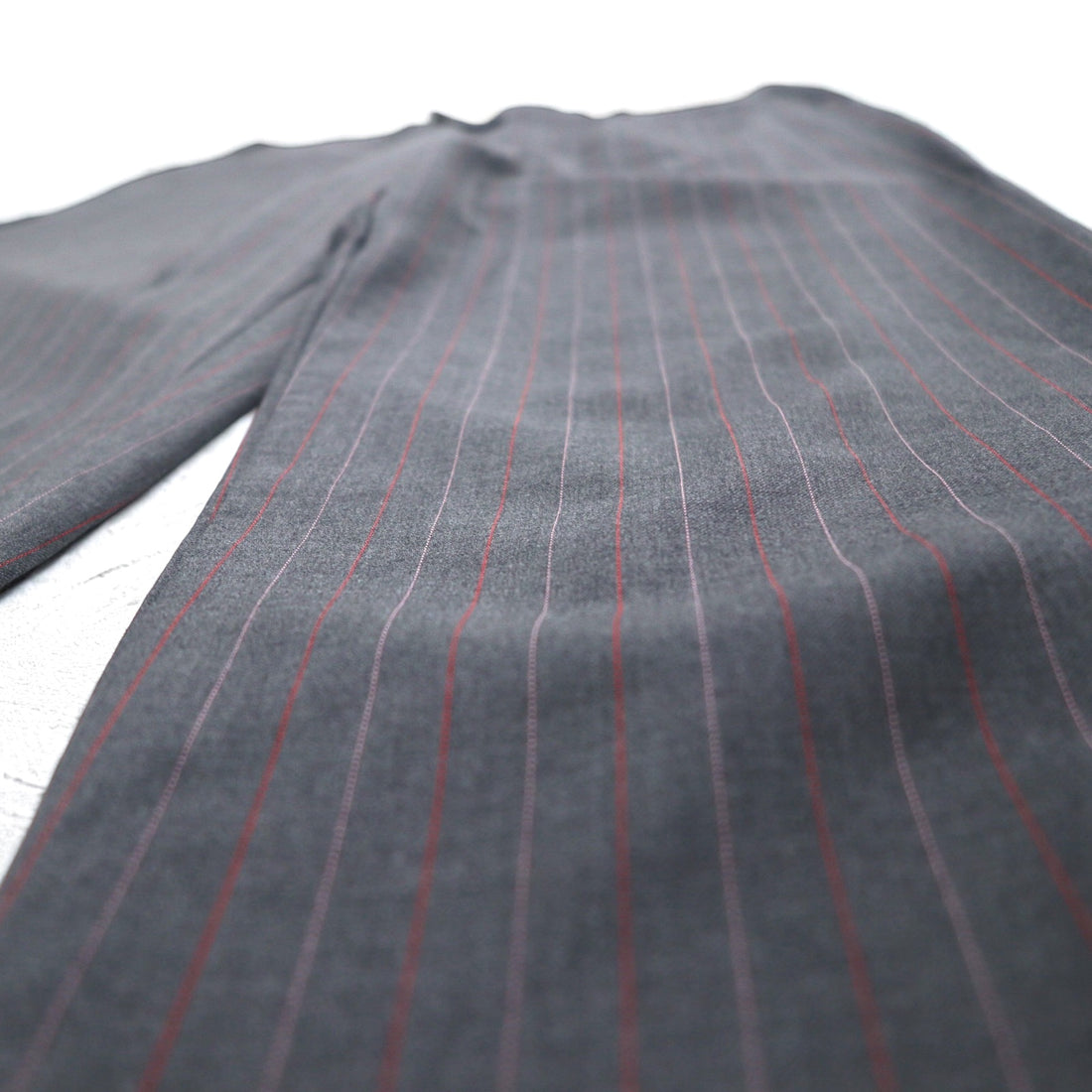 Ermenegildo Zegna Made in Italy 3B Suit Set L Grey Striped Wool