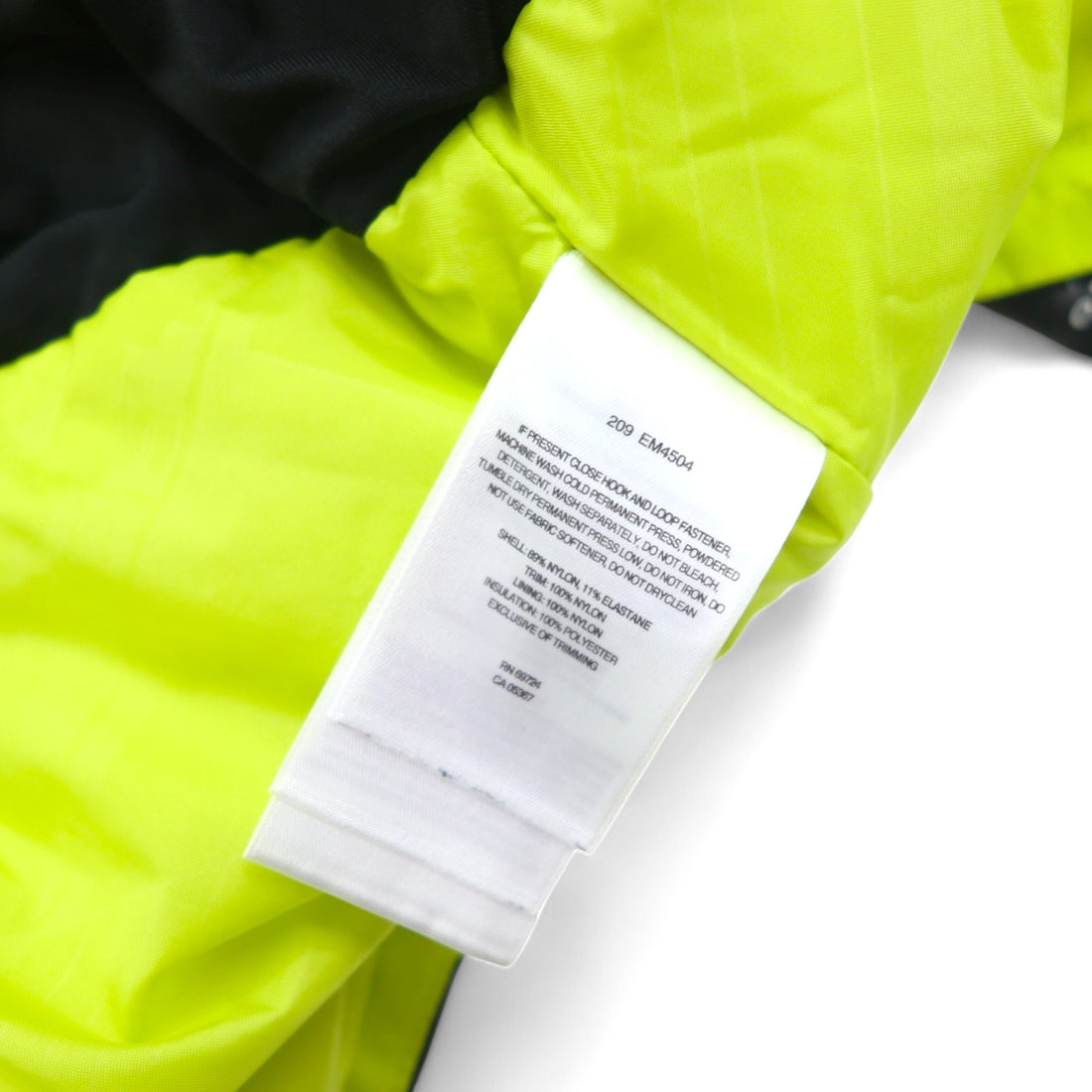 Columbia Omni-Tech Mountain Parka, Medium, Black, Nylon, Waterproof, Windproof, TITANIUM, Drawcord, Retractable Hood, EM4504