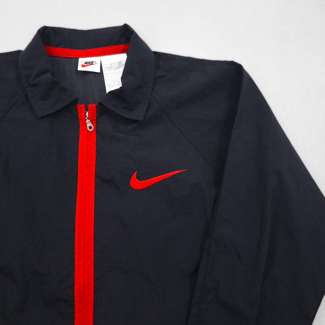 NIKE 90s Silver Tag Nylon Jacket Jersey Size M Black with Big Swoosh