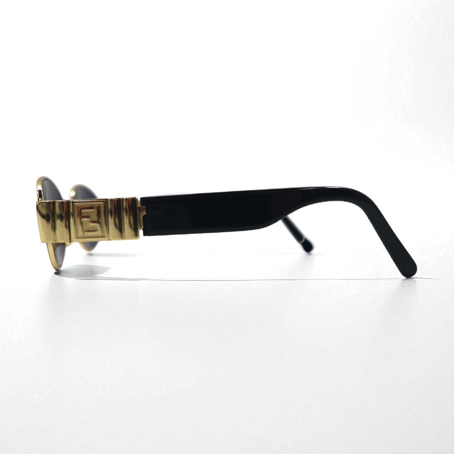 FENDI オーバル サングラス ブラック メタル SL7066 201N FFロゴ イタリア製