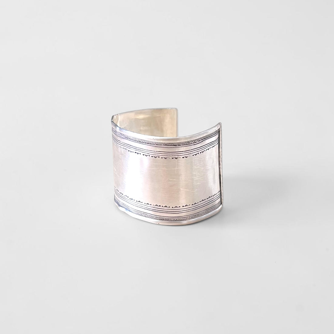 Vintage Tuareg Native Jewelry Bracelet Bangle Silver Made in Niger