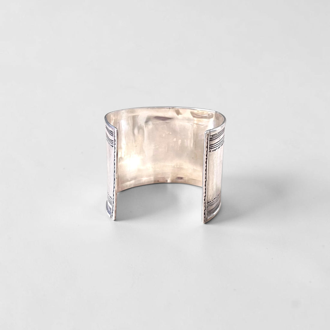 Vintage Tuareg Native Jewelry Bracelet Bangle Silver Made in Niger