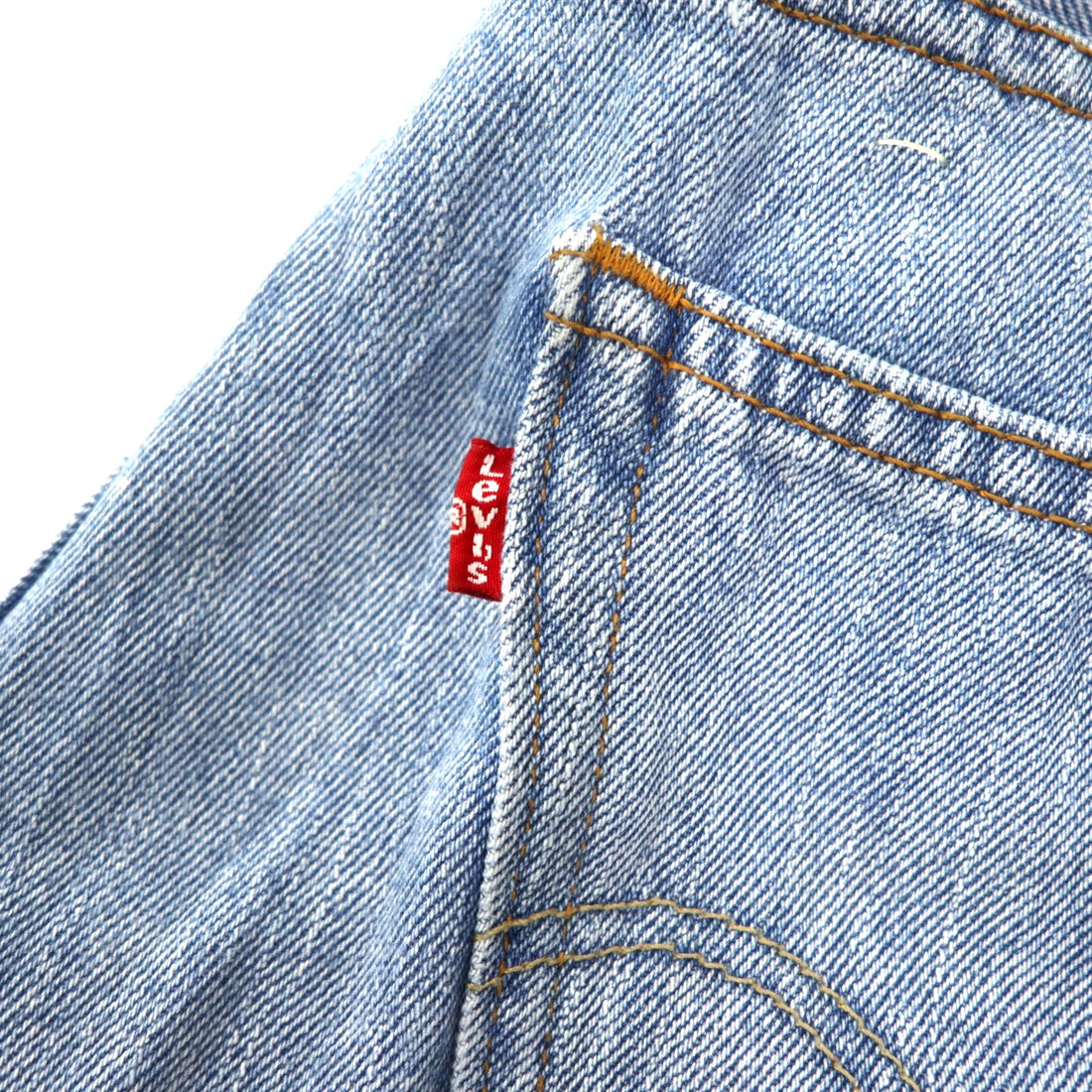 Levi's 00s 550 Relaxed Fit Tapered Denim Pants Size 32 Blue Ice Wash Cotton Zipper Fly USA Line 550-4834 Made in Lesotho