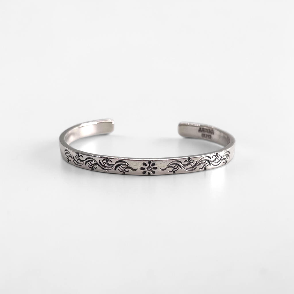 ARIZONA FREEDOM Bracelet Bangle Silver Arabesque Sun Stamped Work