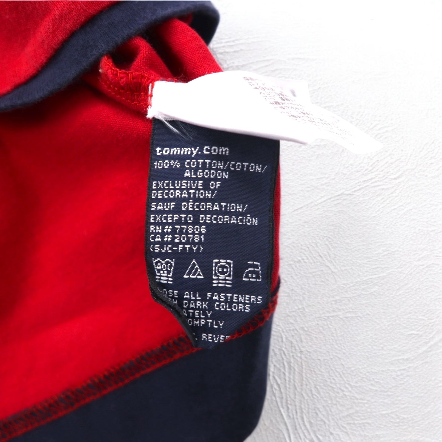 TOMMY HILFIGER Half-Zip Long Sleeve T-Shirt Long TM Red One Point Logo Embroidery