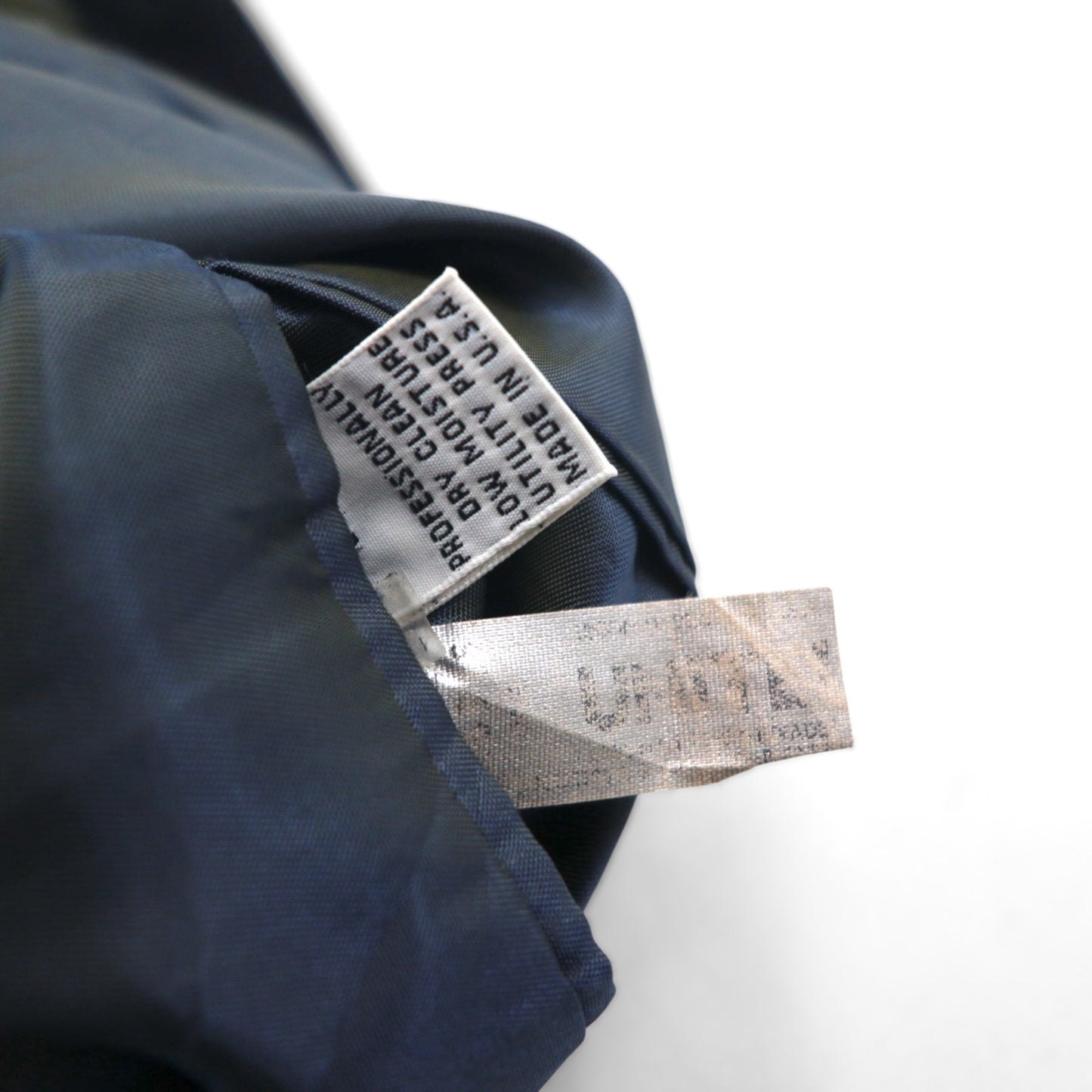 80s USA UNION MADE Vintage Blazer by NINO CERRUTI. 80s USA-made peak lapel double-breasted blazer, size L, gold buttons, Union Made ACTWU tag, navy blue.