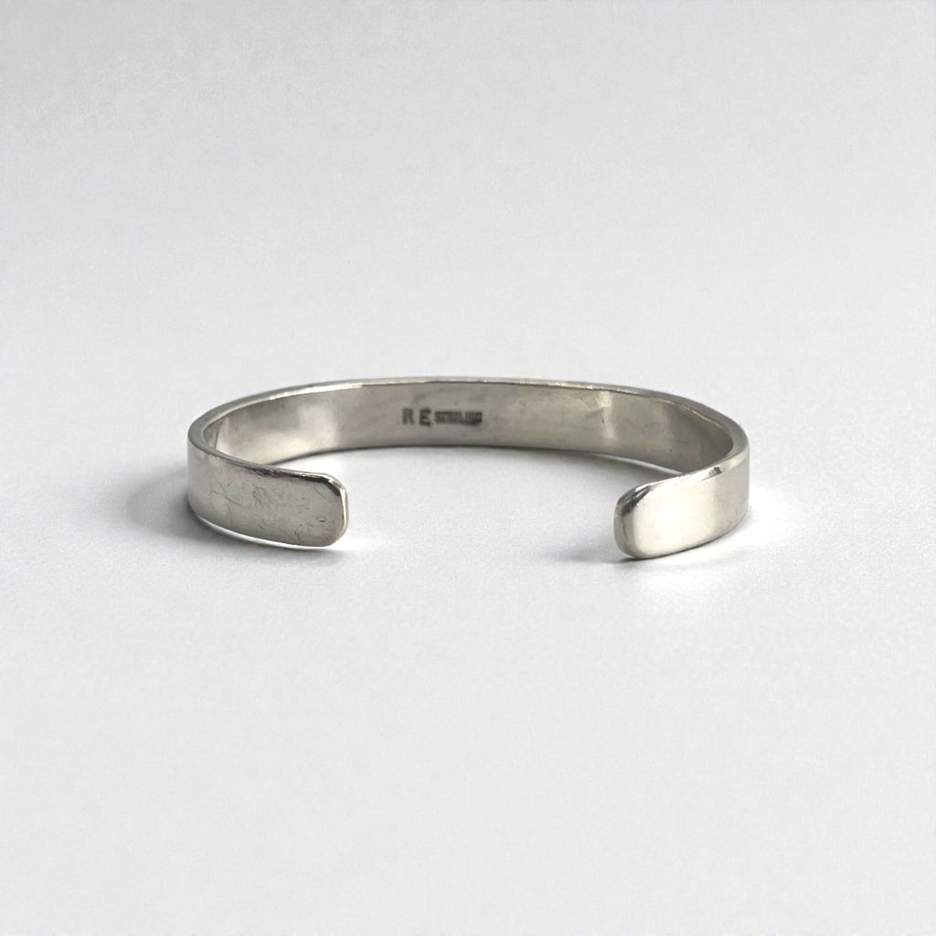 Navajo Indian Jewelry ナバホ族 Rick Enriquez バングル シルバー RE STERLING 刻印 カフ ブレスレット スタンプワーク インディアンジュエリー
