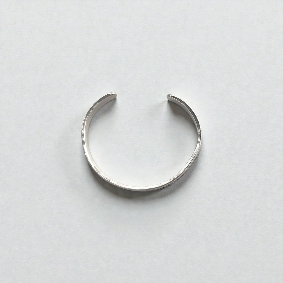 Navajo Indian Jewelry ナバホ族 Rick Enriquez バングル シルバー RE STERLING 刻印 カフ ブレスレット スタンプワーク インディアンジュエリー