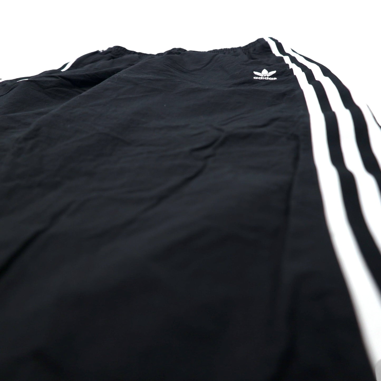 adidas originals トラックパンツ ジャージ XOT ブラック ナイロン トレフォイルロゴ 3ストライプス LOCK UP TRACK PANTS ED7542