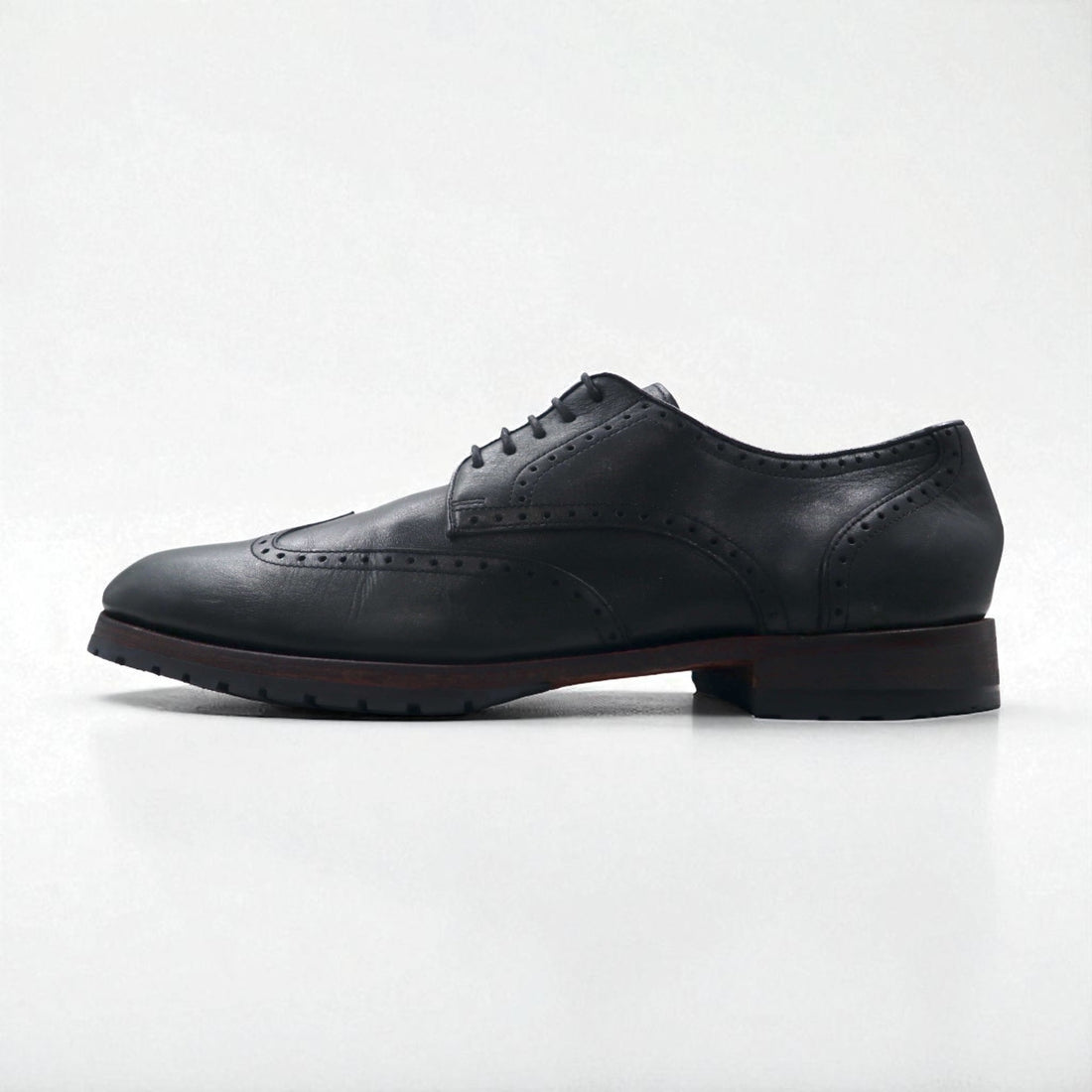 GORDON &amp; BROS Wingtip Dress Shoes, Size 27cm, Leather, Lug Sole, Goodyear Welt Construction, Medallion LEVET