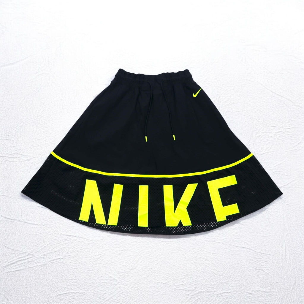 NIKE メッシュスカート M ブラック イエロー ロゴプリント AS W NSW SKIRT MESH CU4031-017