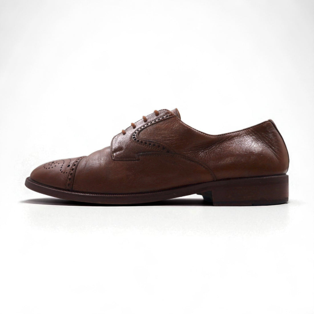 MANAGER Italian-made full brogue dress shoes, size 28cm, brown leather with medallion detail