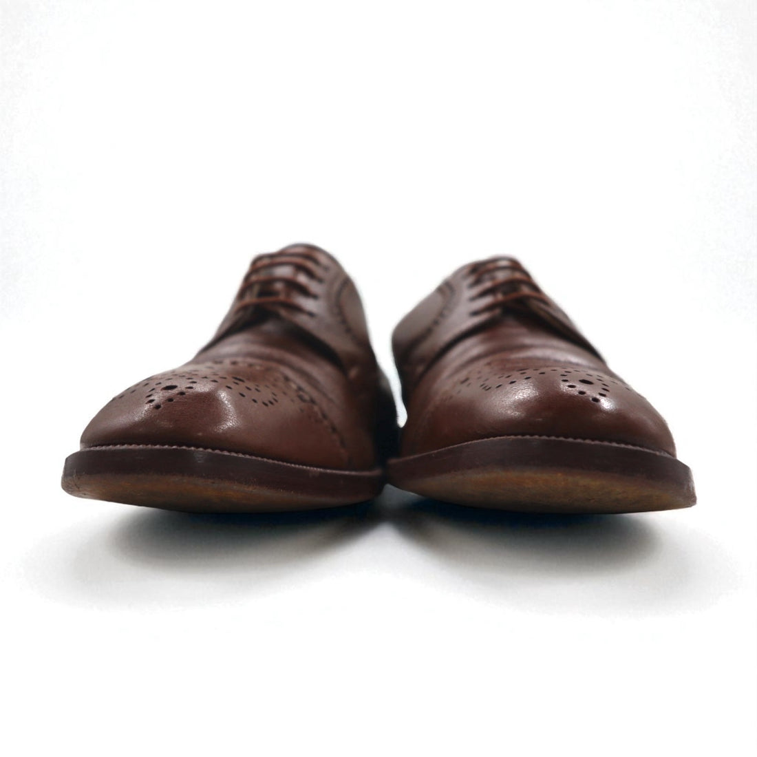 MANAGER Italian-made full brogue dress shoes, size 28cm, brown leather with medallion detail